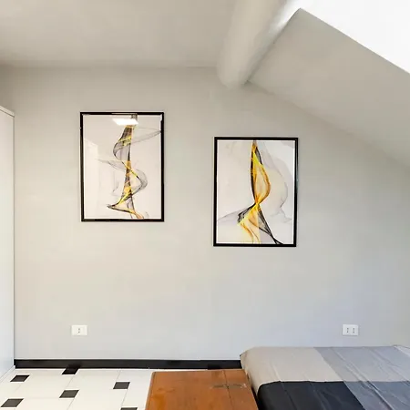 Altido Treetop Attic In The Old Apartment *